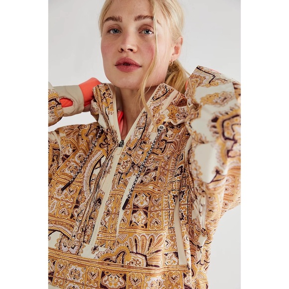 Free People x FP Movement Alpine Glow Ski Pullover Jacket $328 - Picture 2 of 6
